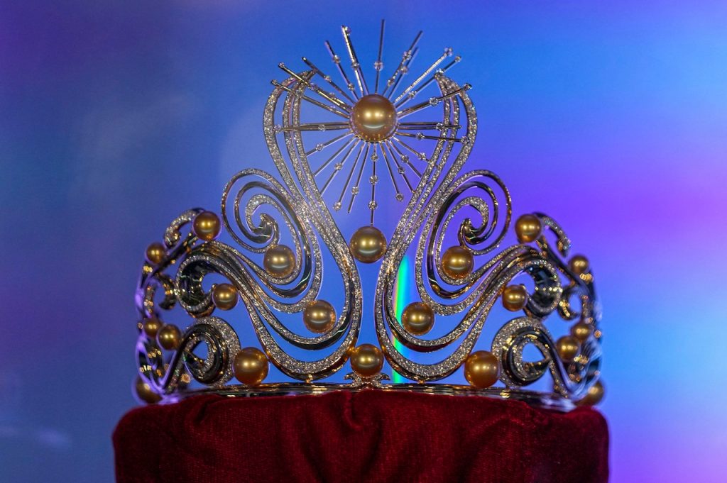 Former Miss Universe Jamaica contestant dies by apparent suicide at 26