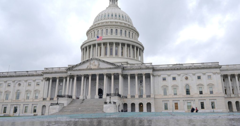 Last-minute negotiations aim to keep U.S. gov't open, what's at risk in Tenn.
