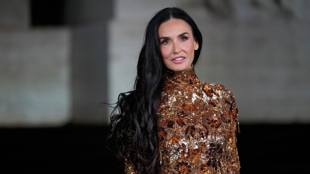 Why Do So Many Women Have Long Hair Now?